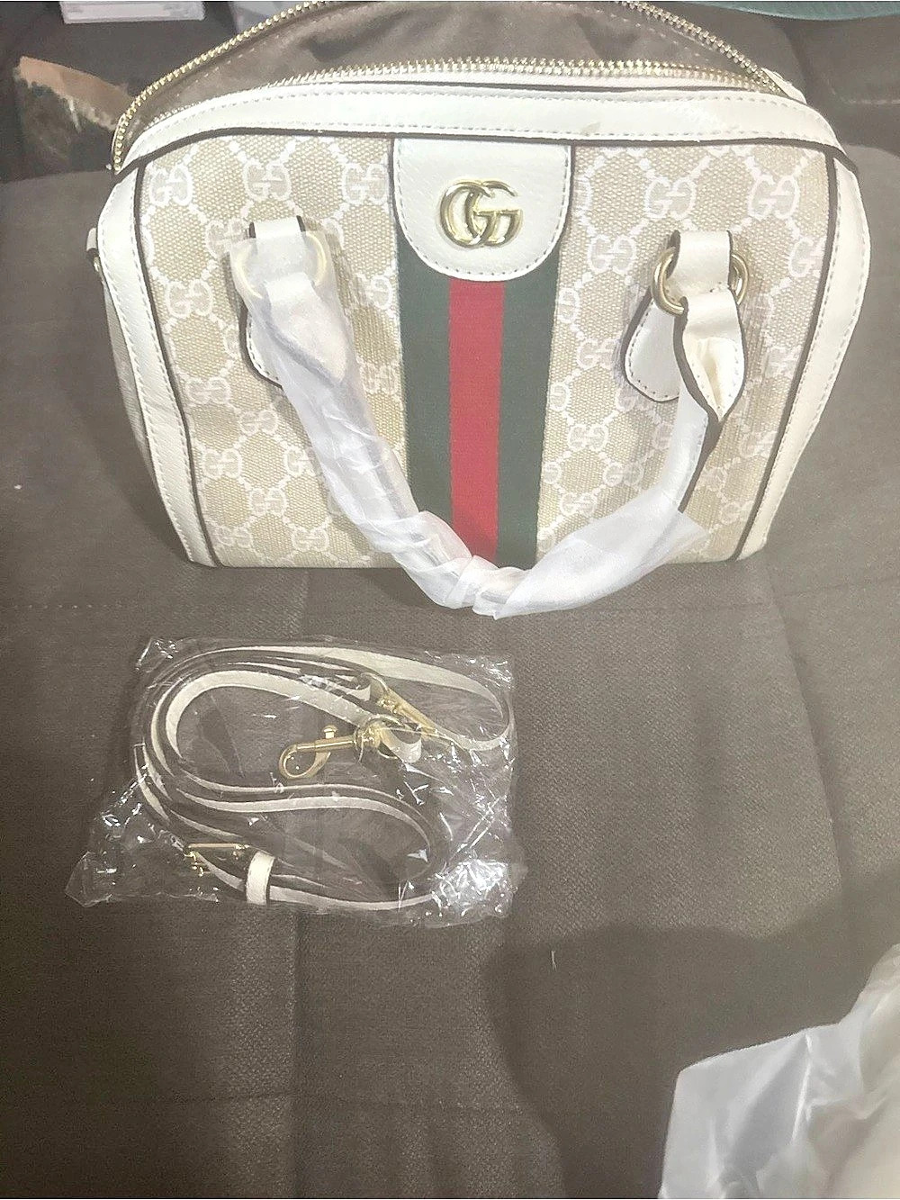 Ophidia Medium Boston Bag Beige & White